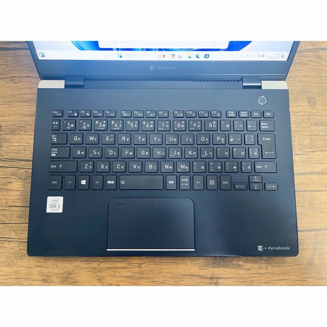 dynabook G83 第10世代Corei5 8GB 256GB IGZO