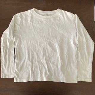 ユニクロ(UNIQLO)のユニクロ　UNIQLO 140 ロンT 長袖　Tシャツ(Tシャツ/カットソー)