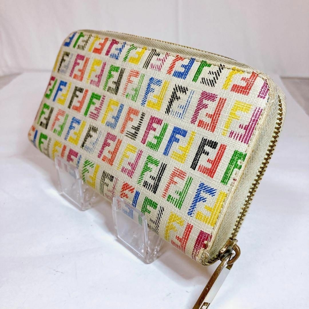 FENDI - 537 フェンディ マルチカラー ラウンドファスナー 白 ホワイト ...