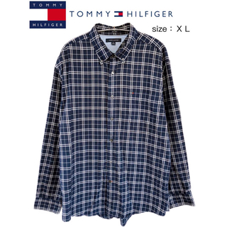 トミーヒルフィガー(TOMMY HILFIGER)のTommy Hilfiger　長袖BDシャツ　ＸＬ　紺✕白　USA古着(シャツ)