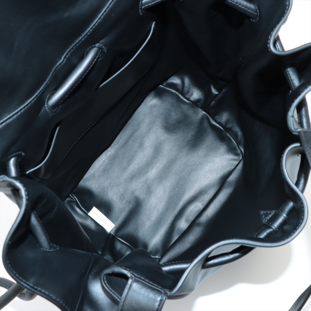 Bottega Veneta(ボッテガヴェネタ)のボッテガヴェネタ ビーク レザー  ブラック レディース ショルダーバッグ レディースのバッグ(ショルダーバッグ)の商品写真