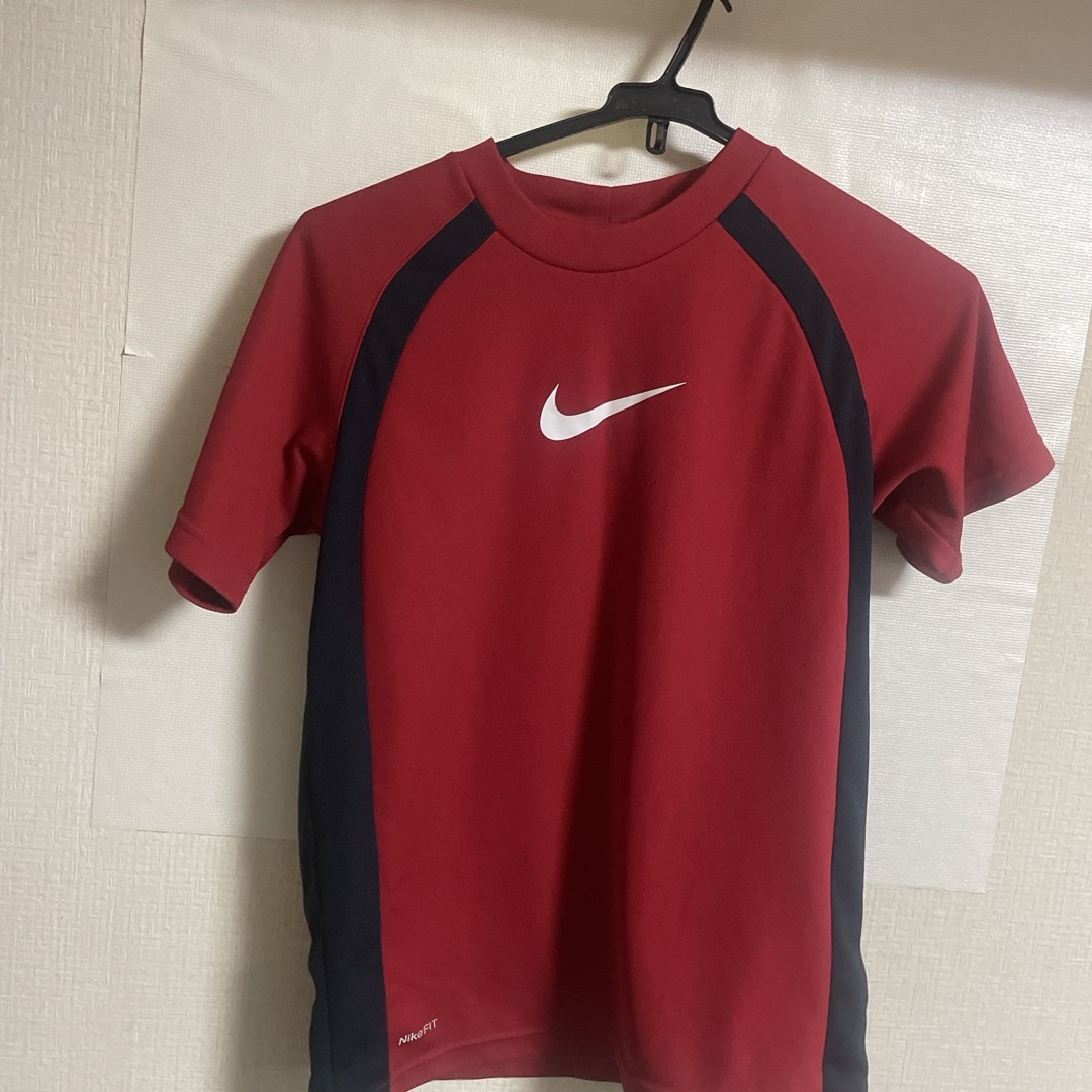 NIKE(ナイキ)のNIKEナイキtシャツ メンズのトップス(Tシャツ/カットソー(半袖/袖なし))の商品写真