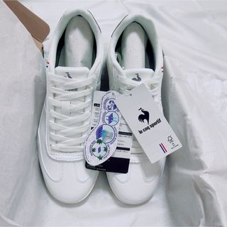 ルコックスポルティフ(le coq sportif)の【新品未使用・タグ付き】ルコック スニーカー ホワイト グレー 23.0cm(スニーカー)