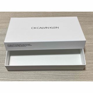 Calvin Klein - 新品未使用 カルバンクライン長財布 箱&袋付きの通販