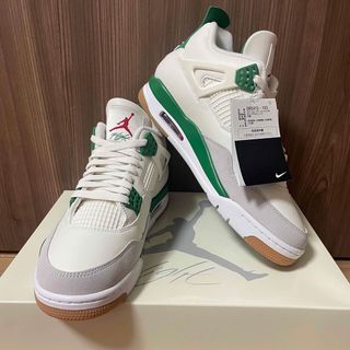 ジョーダン(Jordan Brand（NIKE）)のNIKESB × AIR JORDAN4 RETRO SP PINEGREEN(スニーカー)