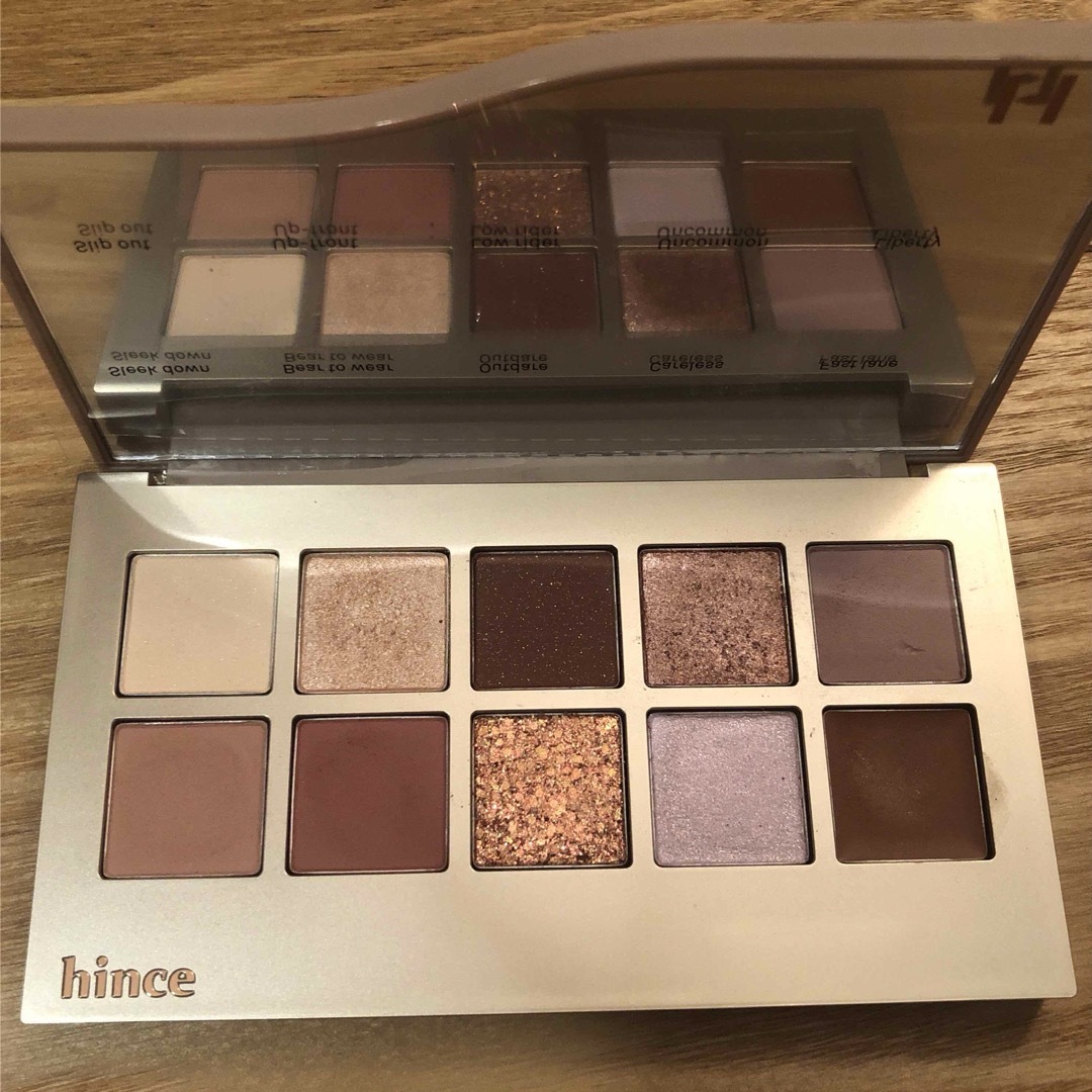 hince(ヒンス)のNew Depth Eyeshadow Palette #02 オフバランス コスメ/美容のベースメイク/化粧品(アイシャドウ)の商品写真