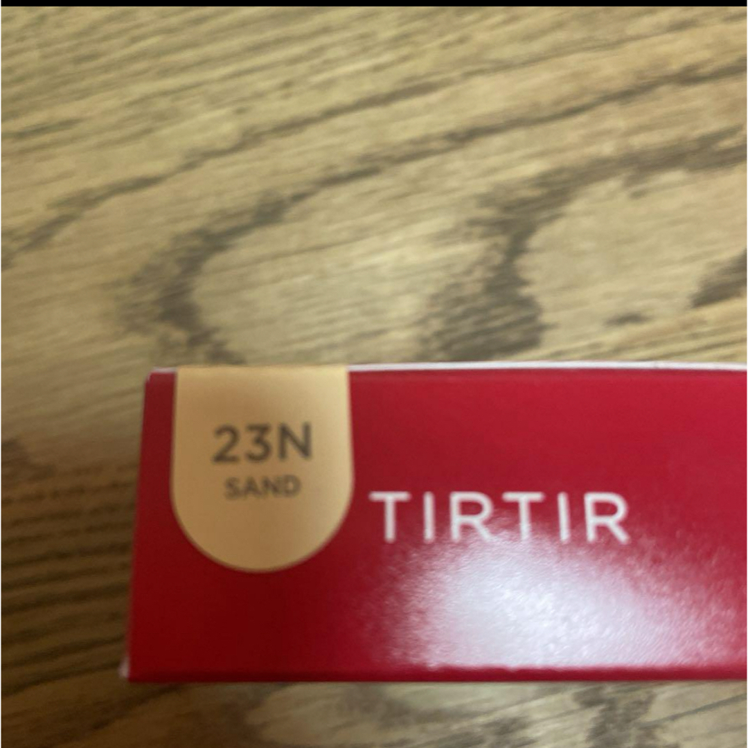 新品　TIRTIR クッションファンデ　ミニ　4.5g ティルティル　23N コスメ/美容のベースメイク/化粧品(ファンデーション)の商品写真