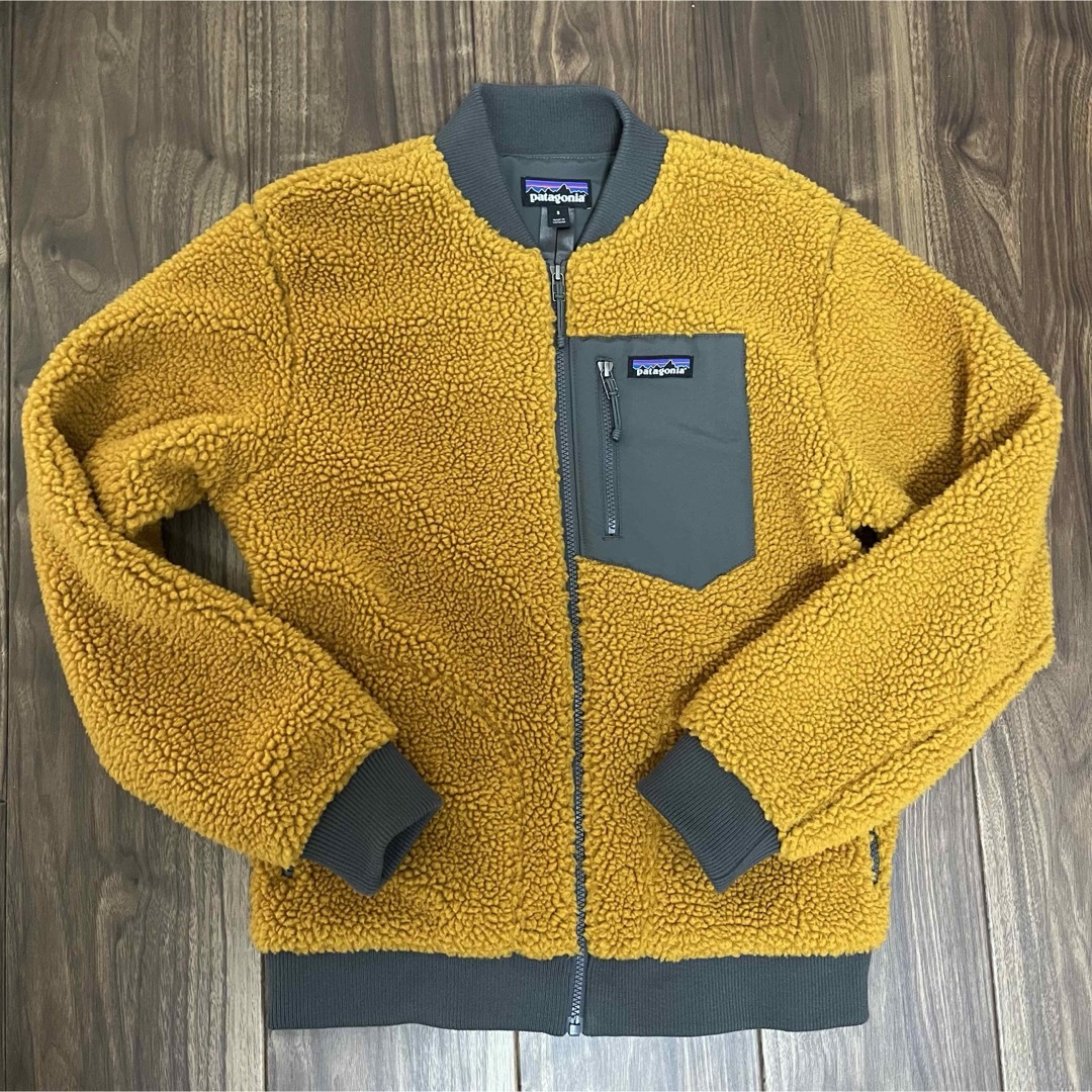 patagonia(パタゴニア)のPatagonia パタゴニア レトロX ボマージャケット ゴールド S メンズのジャケット/アウター(ブルゾン)の商品写真