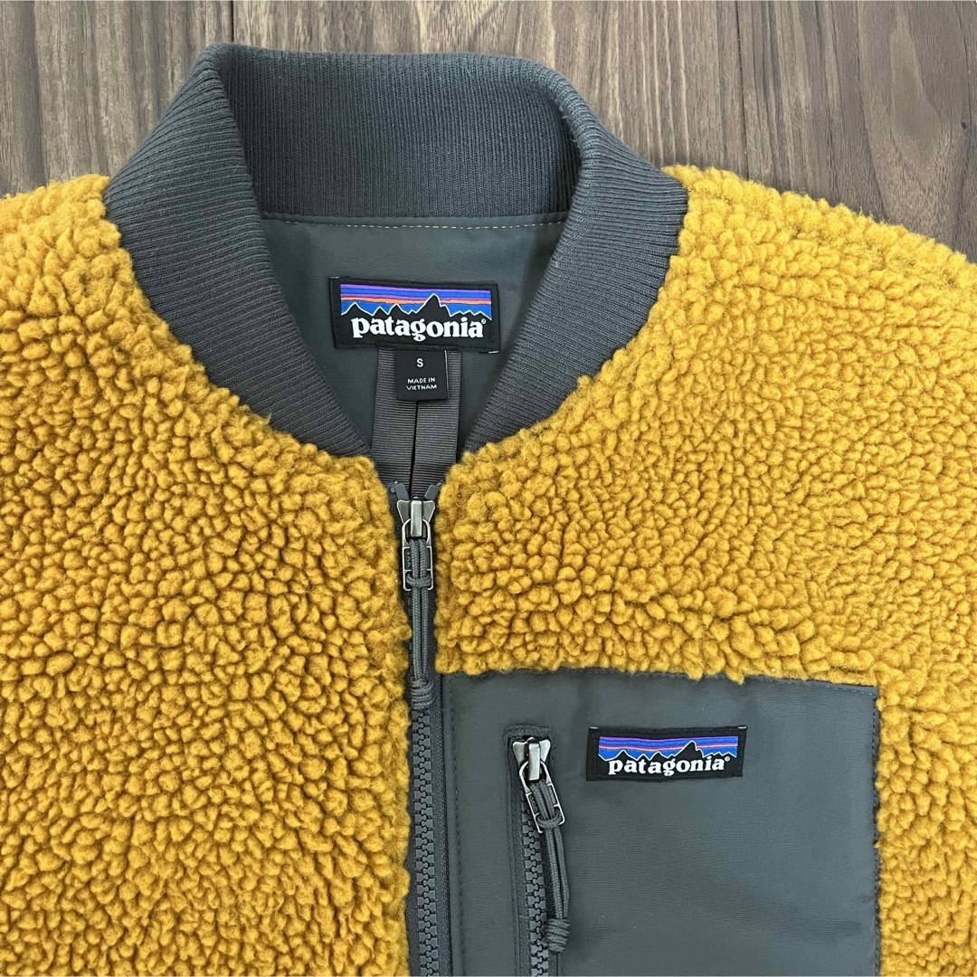 patagonia(パタゴニア)のPatagonia パタゴニア レトロX ボマージャケット ゴールド S メンズのジャケット/アウター(ブルゾン)の商品写真