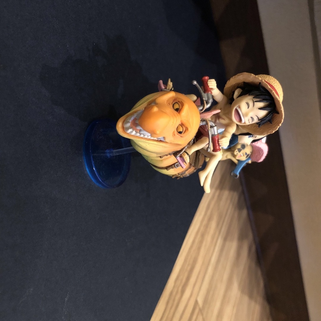 ワンピース フィギュア ルフィ ロビン チョッパーの通販 by にっ ワンピース フィギュア ルフィ ロビン チョッパーの通販 by にっ