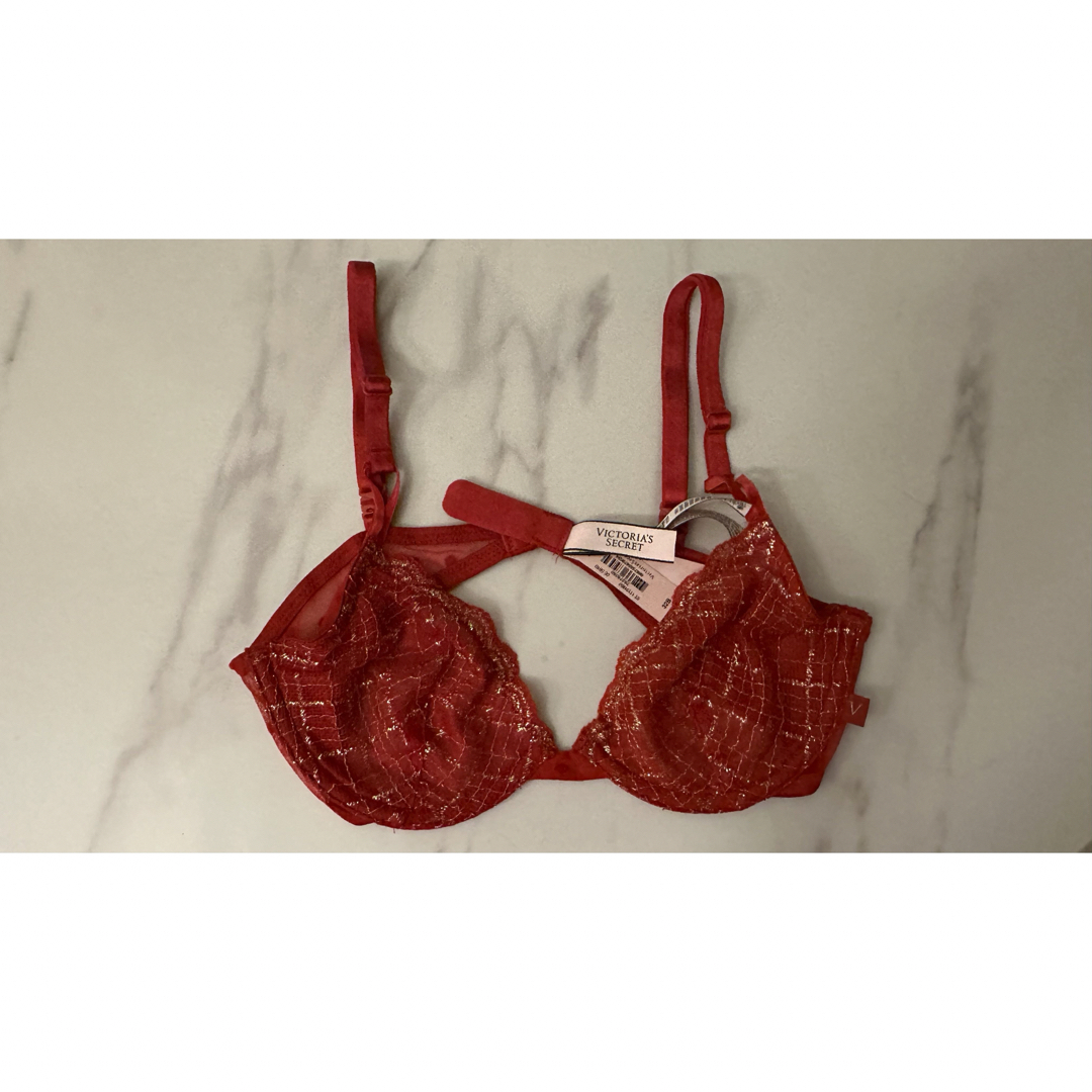 Victoria's Secret(ヴィクトリアズシークレット)のヴィクトリアンシークレット32B/B70 レディースの下着/アンダーウェア(ブラ)の商品写真