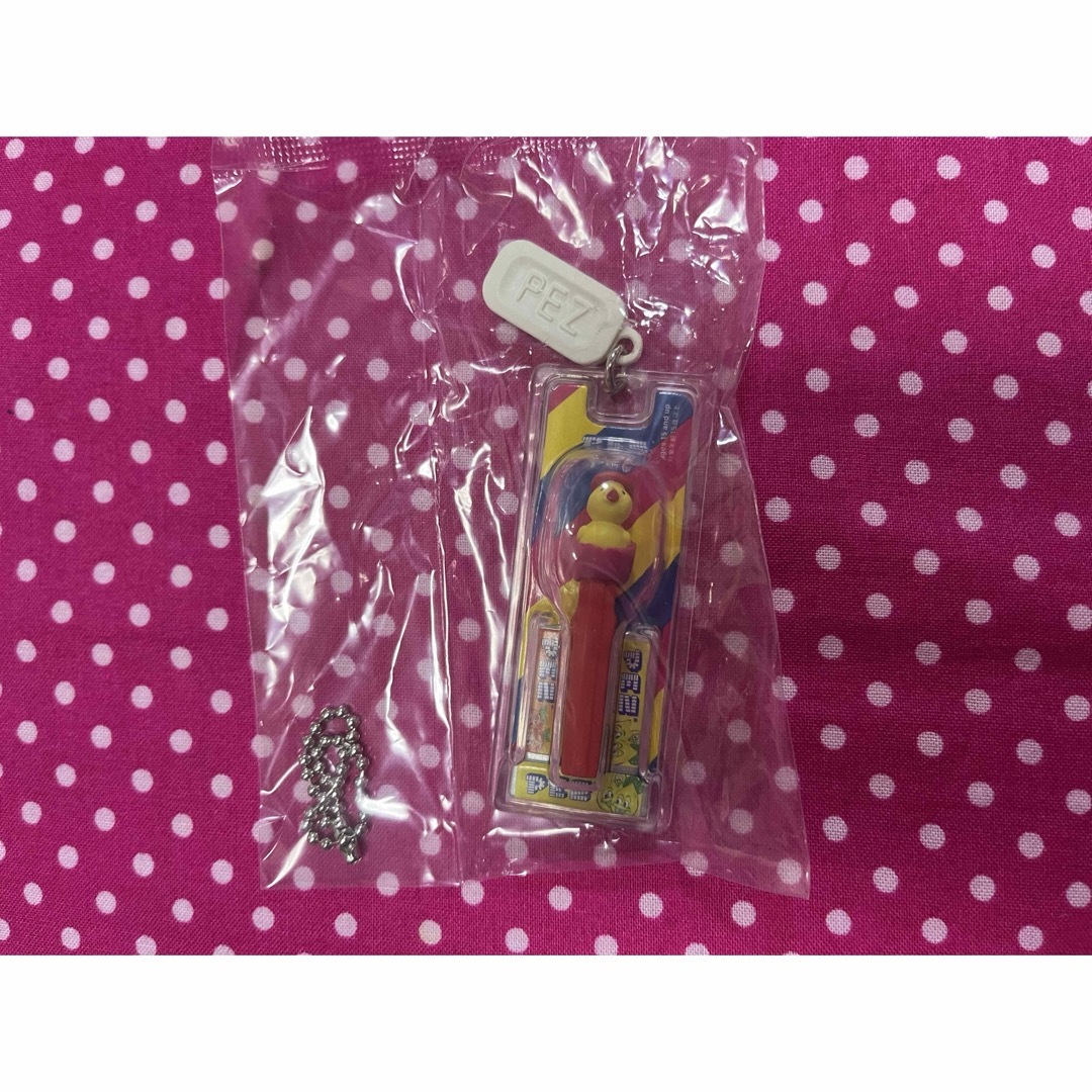 ペッツ ガチャ ボールチェーンマスコット ひよこ (赤色)ガチャ PEZ