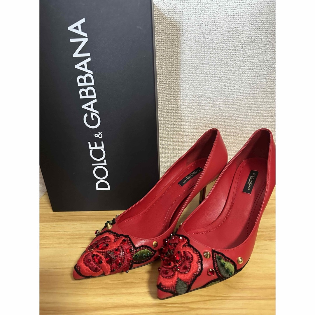 DOLCE&GABBANA(ドルチェアンドガッバーナ)のDolce&Gabbana ローズ パンプス 39.0 レディースの靴/シューズ(ハイヒール/パンプス)の商品写真
