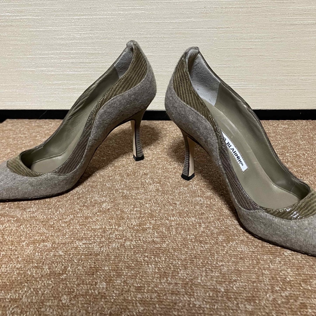 MANOLO BLAHNIK(マノロブラニク)のMANOLO BLAHNIK マノロブラニク　パンプス　サイズ34 レディースの靴/シューズ(ハイヒール/パンプス)の商品写真