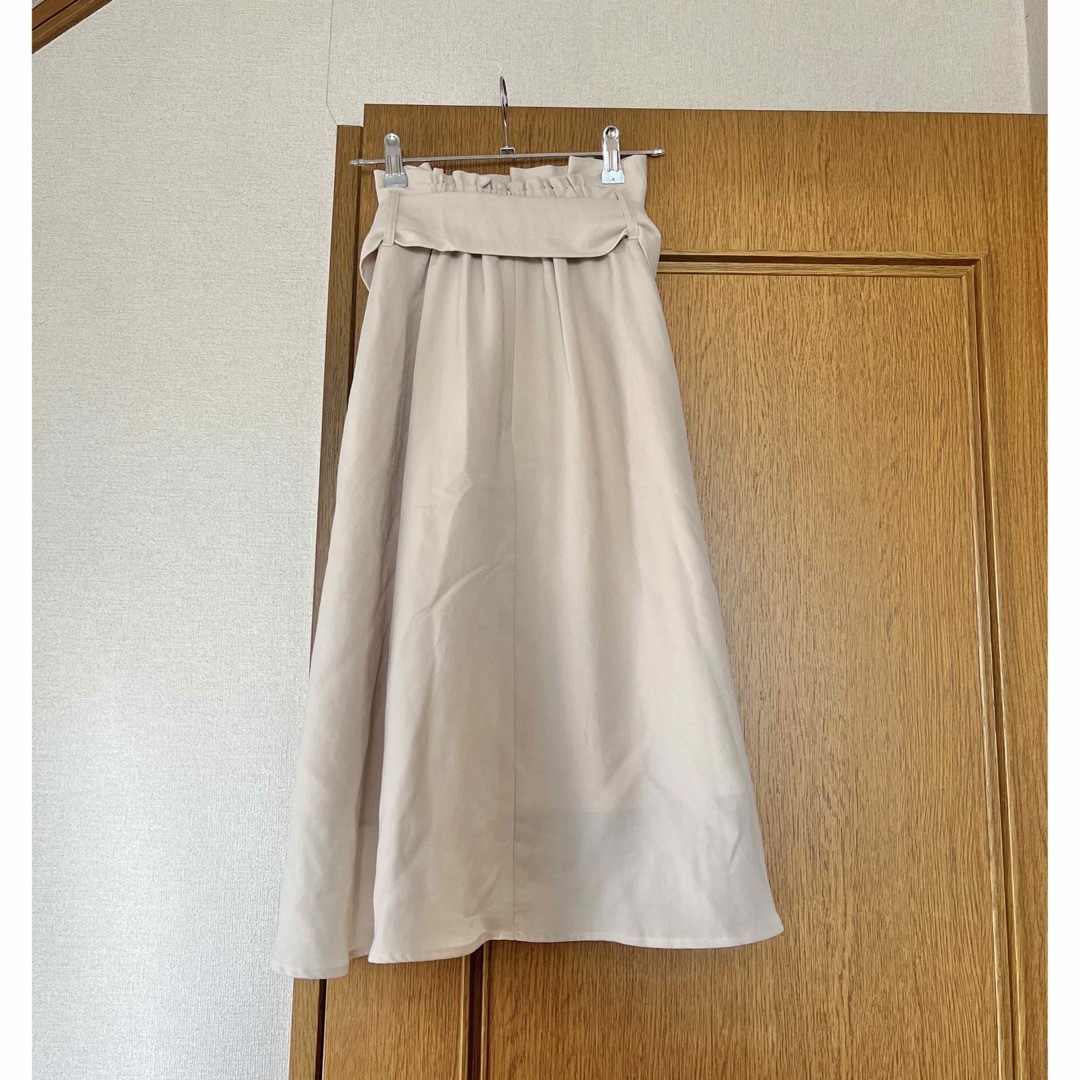 ViS(ヴィス)の【最終価格】vis ヴィス ベルト付き カジュアル ひざ丈スカート レディースのスカート(ひざ丈スカート)の商品写真