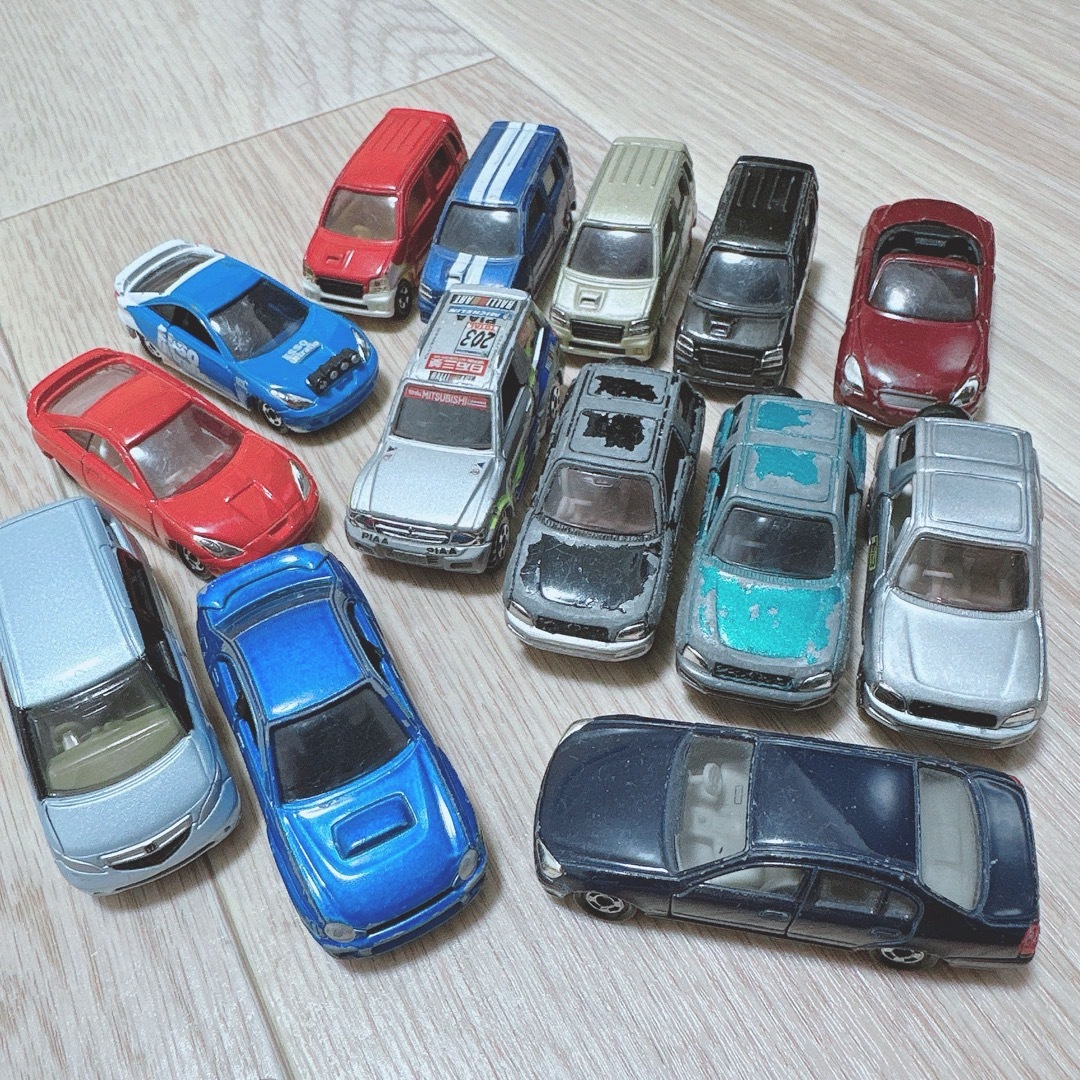 Takara Tomy - トミカ14台セット の通販 by geometry|タカラ Takara Tomy - トミカ14台セット の通販 by geometry|タカラ