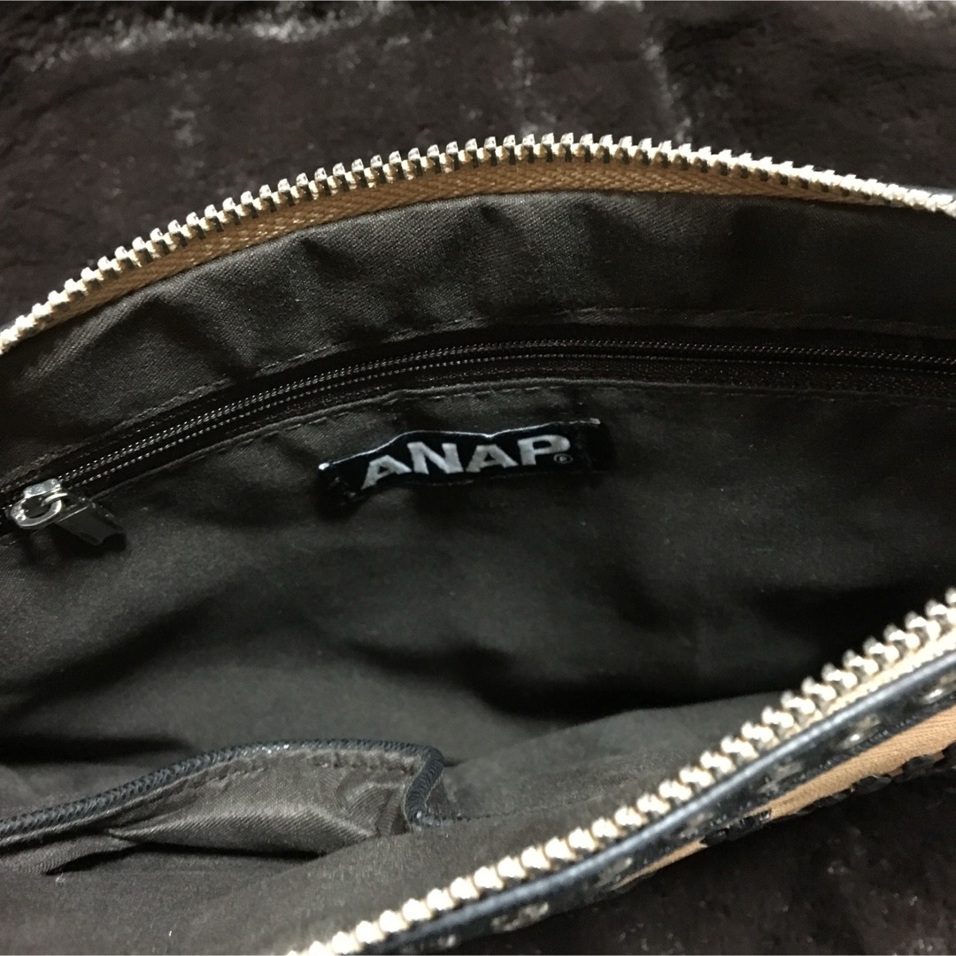 ANAP(アナップ)のショルダーバッグ クラッチバッグ レディースのバッグ(ショルダーバッグ)の商品写真