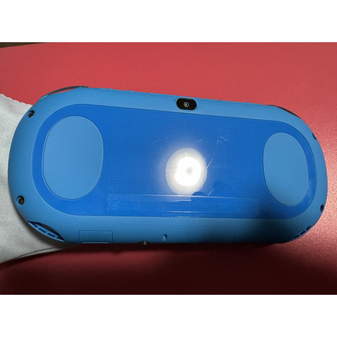 PlayStation Vita(プレイステーションヴィータ)のvita   アクアブルー　3 エンタメ/ホビーのゲームソフト/ゲーム機本体(携帯用ゲーム機本体)の商品写真