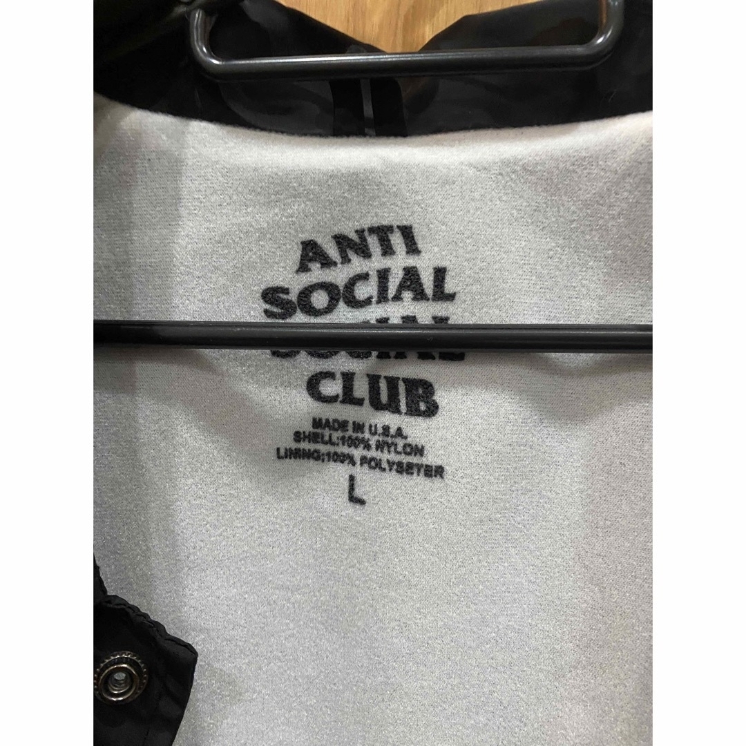ANTI SOCIAL SOCIAL CLUB(アンチソーシャルソーシャルクラブ)のANTI SOCIAL SOCIAL CLUB ナイロンコーチジャケット　L メンズのジャケット/アウター(ナイロンジャケット)の商品写真