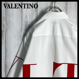 ヴァレンティノ(VALENTINO)の【希少モデル】ヴァレンティノ☆バックロゴ入り長袖シャツ VLTNロゴ 定番カラー(シャツ)