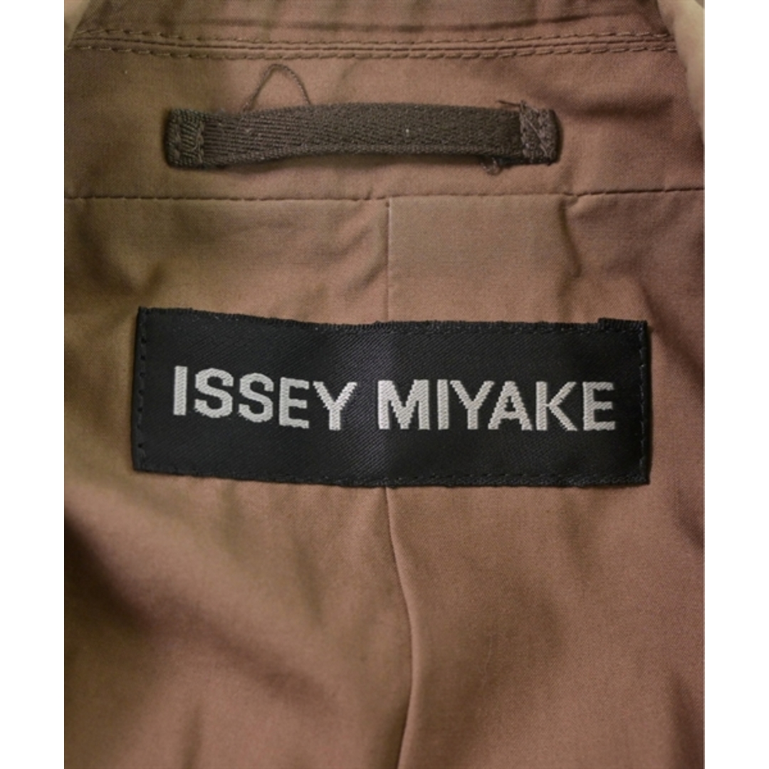 ISSEY MIYAKE(イッセイミヤケ)のISSEY MIYAKE イッセイミヤケ カジュアルジャケット 1(S位) 茶系 【古着】【中古】 メンズのジャケット/アウター(テーラードジャケット)の商品写真