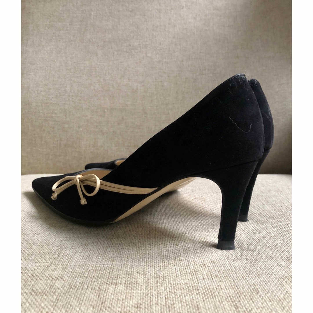 BRUNOMAGLI(ブルーノマリ)のBruno Magli スエードパンプス 35(23cm)  レディースの靴/シューズ(ハイヒール/パンプス)の商品写真