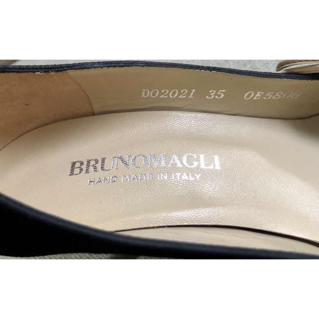 BRUNOMAGLI(ブルーノマリ)のBruno Magli スエードパンプス 35(23cm)  レディースの靴/シューズ(ハイヒール/パンプス)の商品写真