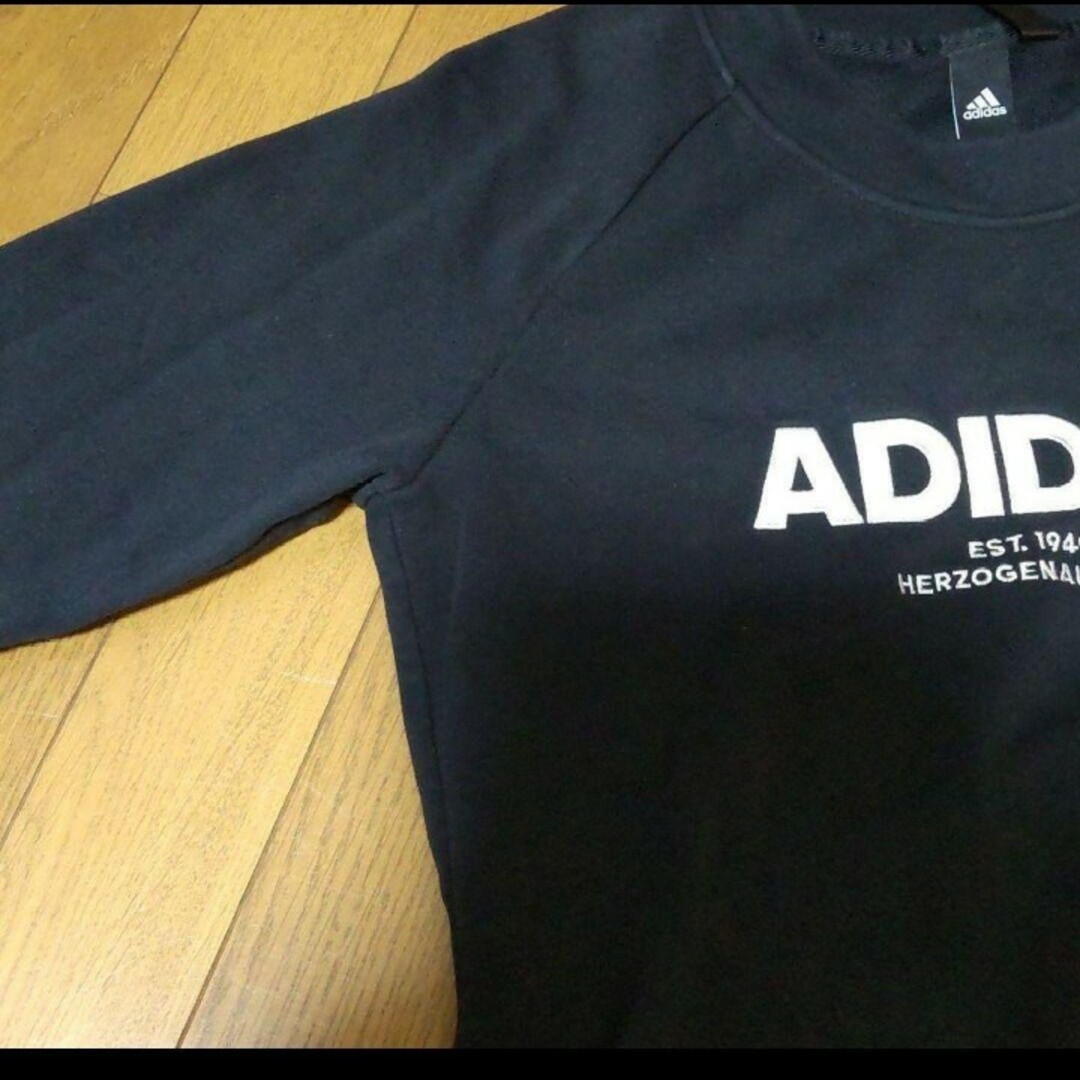 adidas(アディダス)の最終値下げ❕【adidas】レディーストレーナー　スウェット/M レディースのトップス(トレーナー/スウェット)の商品写真