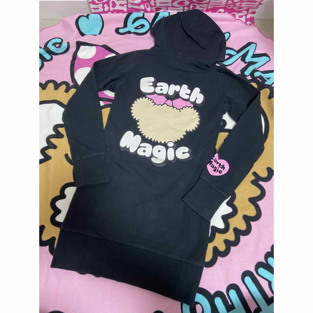 EARTHMAGIC(アースマジック)の33🌸アースマジック🌸パーカーワンピ🌸150 キッズ/ベビー/マタニティのキッズ服女の子用(90cm~)(ワンピース)の商品写真