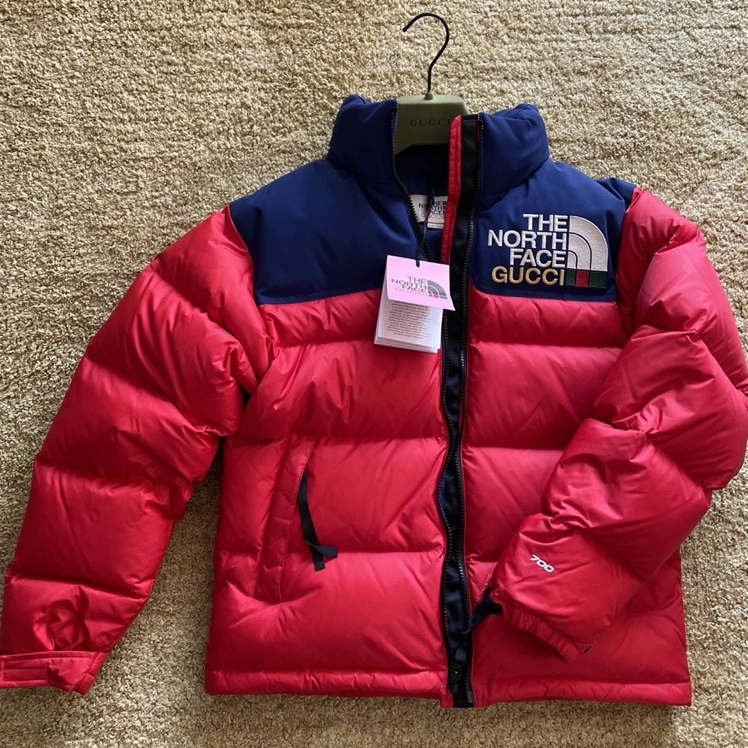 Gucci(グッチ)のGucci x The North Face Down jacket "Red" レディースのジャケット/アウター(ダウンジャケット)の商品写真