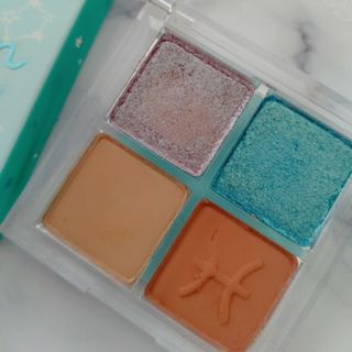 colourpop - カラーポップ アイシャドウ Pisces in the sky