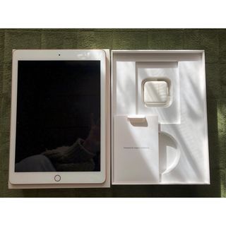 アイパッド(iPad)のiPad 第６世代 128G ゴールド Wi-Fi美品(タブレット)