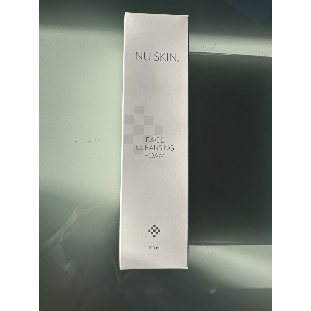 NU SKIN(ニュースキン)のニュースキンフェイスクレンジングフォーム コスメ/美容のスキンケア/基礎化粧品(洗顔料)の商品写真