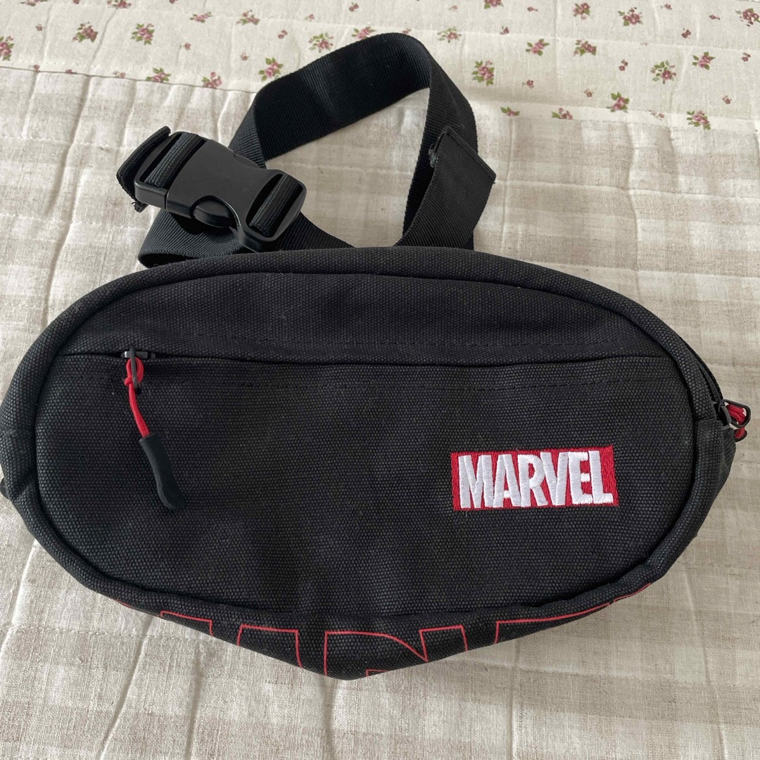 MARVEL(マーベル)のマーベル　バック メンズのバッグ(ウエストポーチ)の商品写真