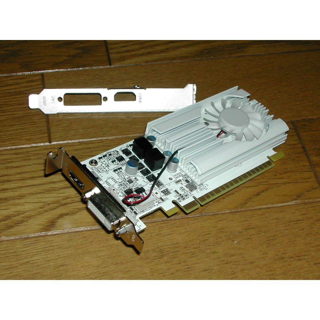 GALAX　GT1030 EX OC White　ロープロファイルグラボPCパーツ