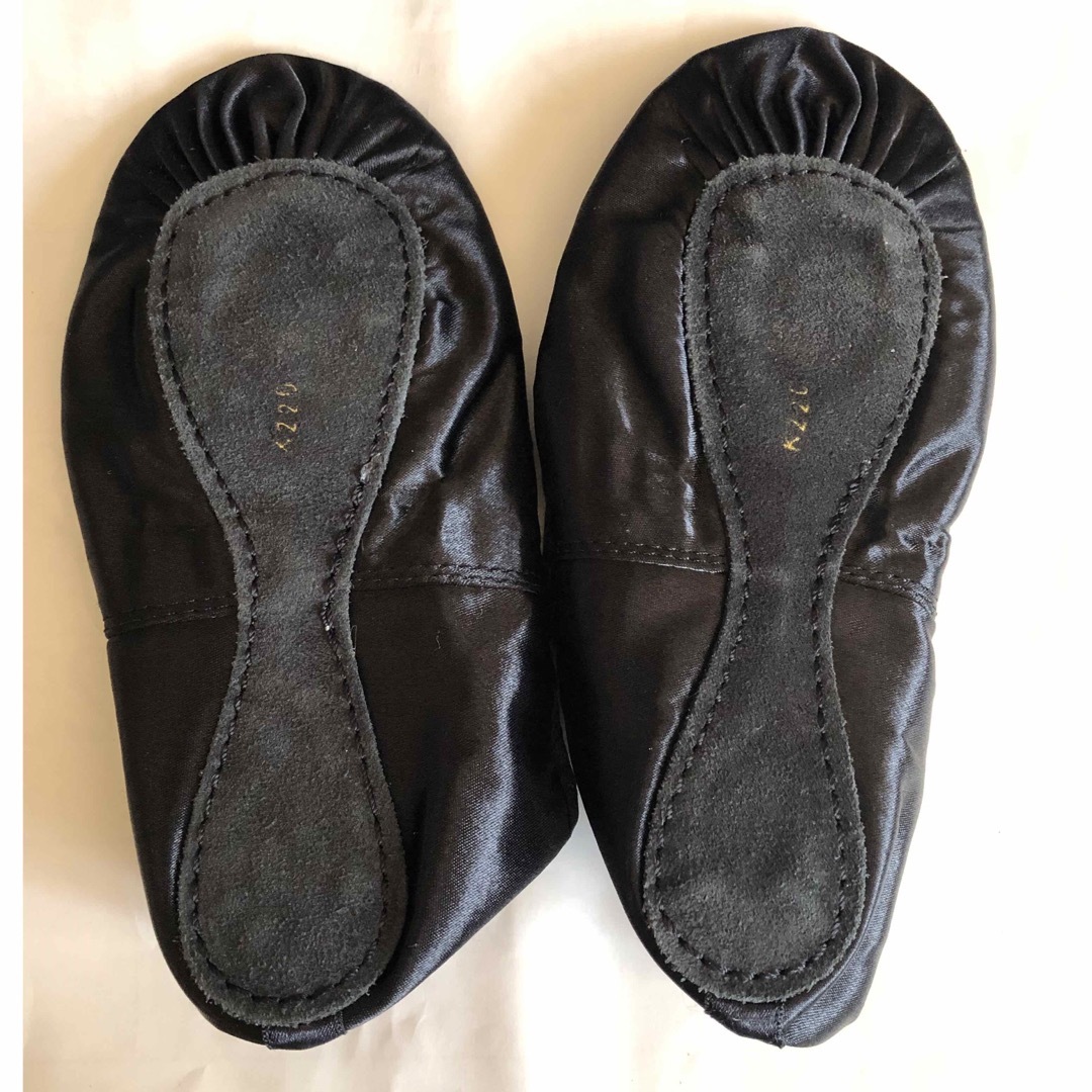 バレーシューズ　19.0〜20.5cm 黒　靴 レディースの靴/シューズ(バレエシューズ)の商品写真