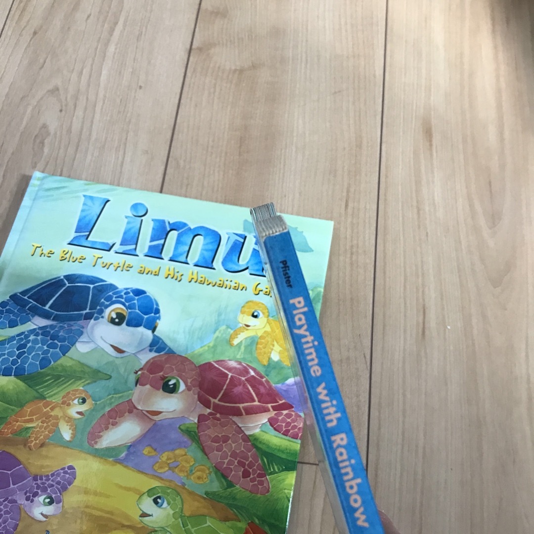 英語　絵本　rainbow fish    Limy 2冊セット エンタメ/ホビーの本(絵本/児童書)の商品写真