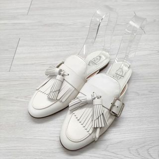 トッズ サンダル(レディース)の通販 200点以上 | TOD'Sのレディースを