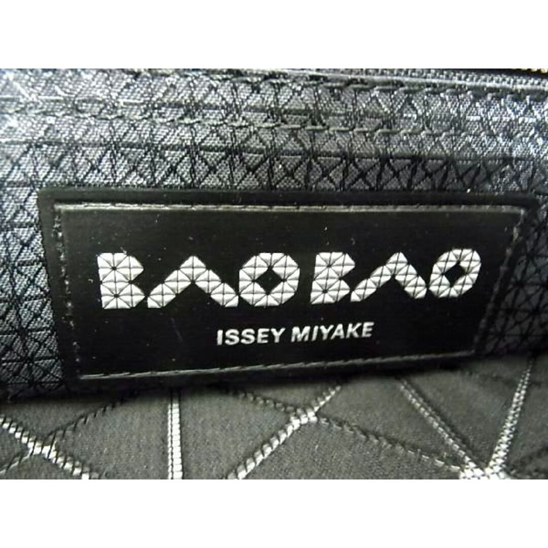 ISSEY MIYAKE(イッセイミヤケ)の■新品■未使用■ BAO BAO ISSEY MIYAKE バオバオイッセイミヤケ ルーセント プラチナムミックス PVC ハンドバッグ ブラック系 AS3753  レディースのアクセサリー(その他)の商品写真