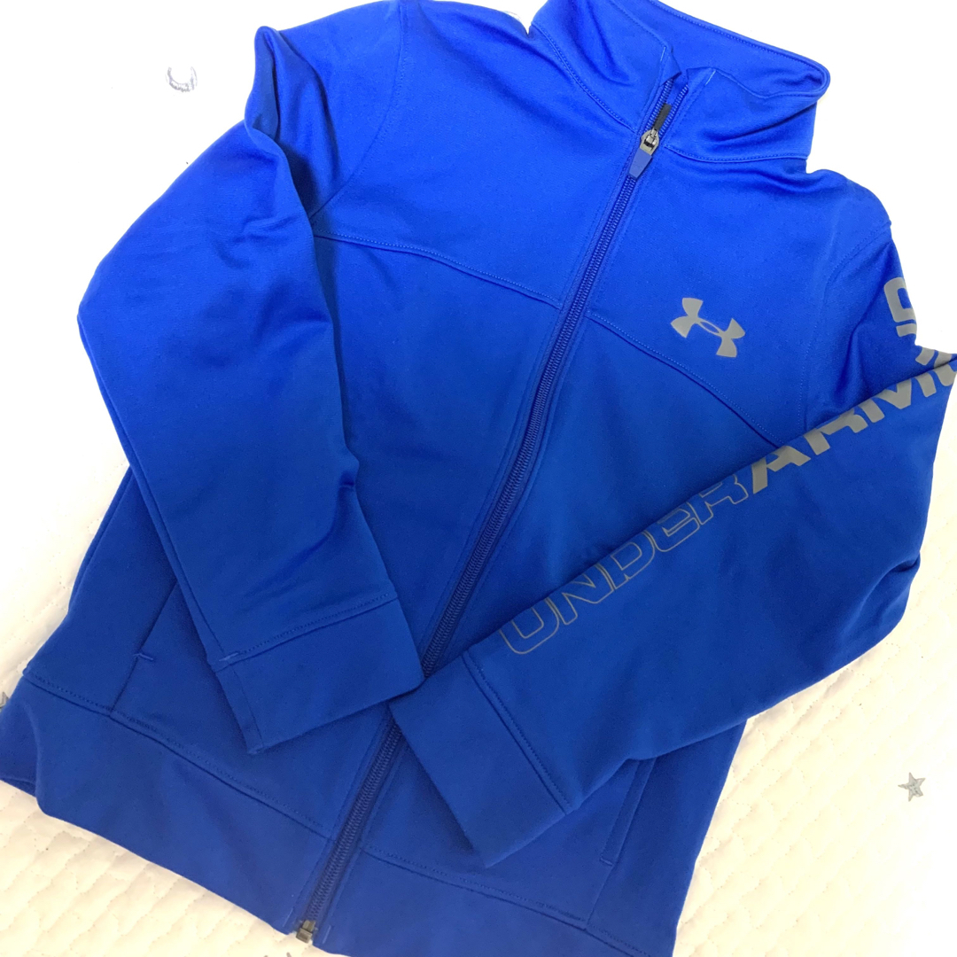 UNDER ARMOUR(アンダーアーマー)のアンダーアーマー♡ジャージ キッズ/ベビー/マタニティのキッズ服男の子用(90cm~)(ジャケット/上着)の商品写真