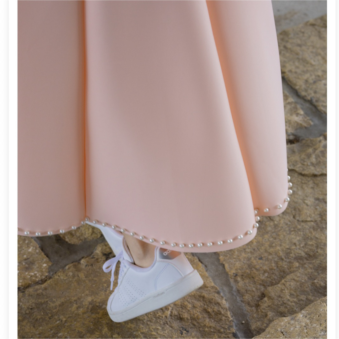 Donoban(ドノバン)のボンディング パールスカート レディースのスカート(ひざ丈スカート)の商品写真