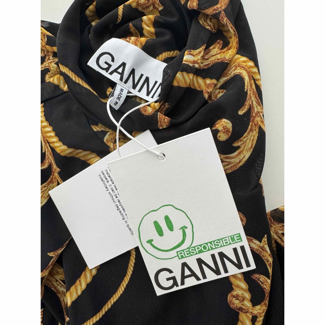 Adam et Rope'(アダムエロぺ)の【新品】GANNI ガニー　ハイネックトップス レディースのトップス(カットソー(長袖/七分))の商品写真