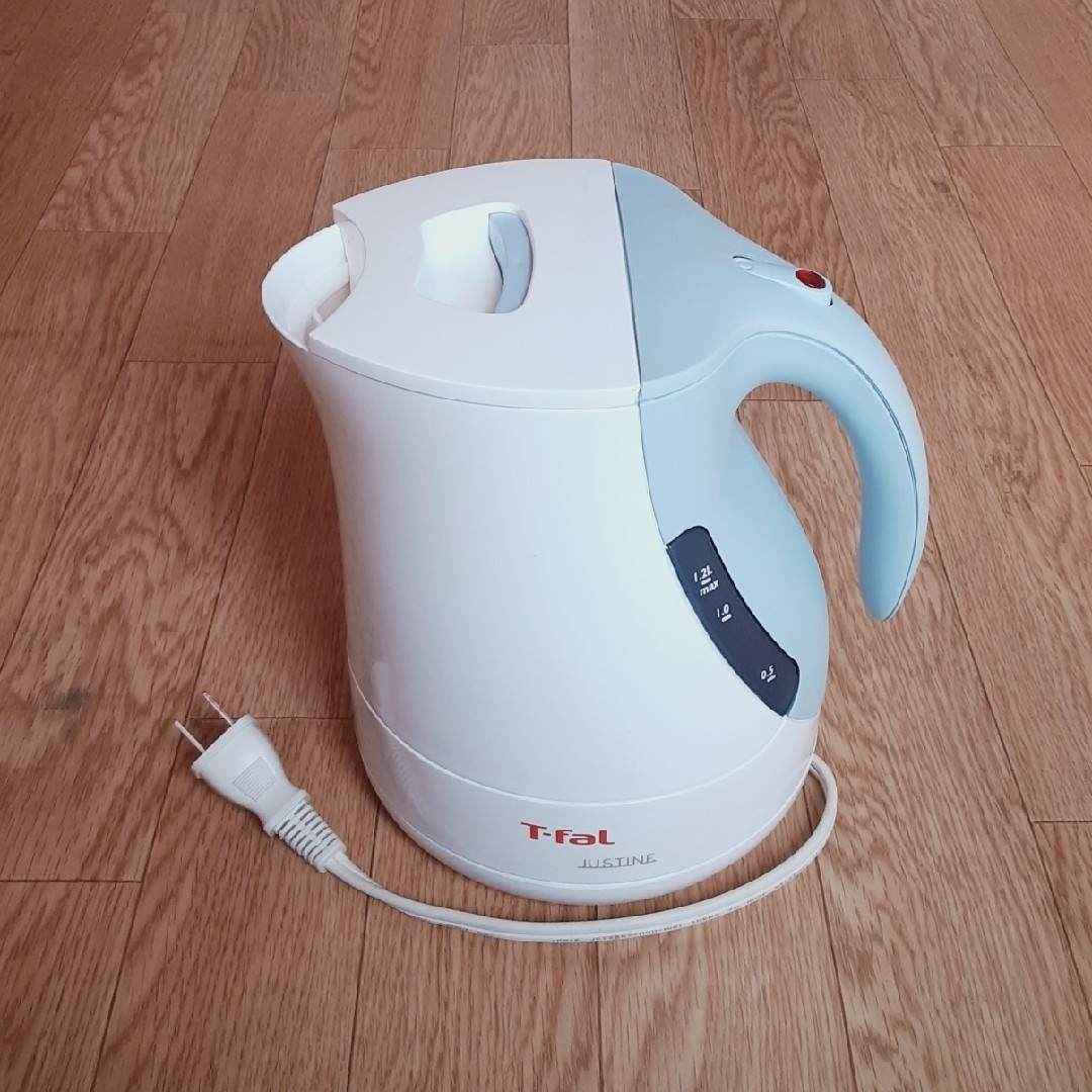 T-fal(ティファール)のT-FAL  ケトル  ジャスティン プラス  TYPE 4052 スマホ/家電/カメラの生活家電(電気ケトル)の商品写真