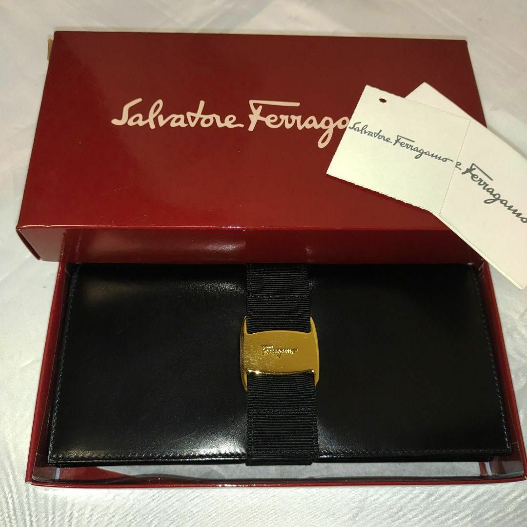 極美品！ Ferragamo フェラガモ 折り財布 正規店購入 ピンク ゴールド