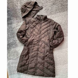 パタゴニア(patagonia)の【中古】patagonia  ロング　ダウンコート　フード付き　ブラウン　M(ダウンコート)