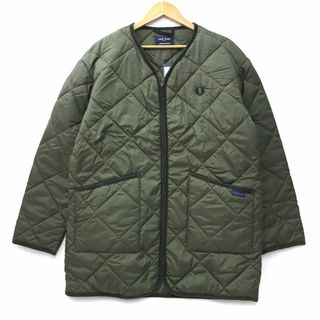 美品 FRED PERRY ハイネック キルティングJKT ダウン