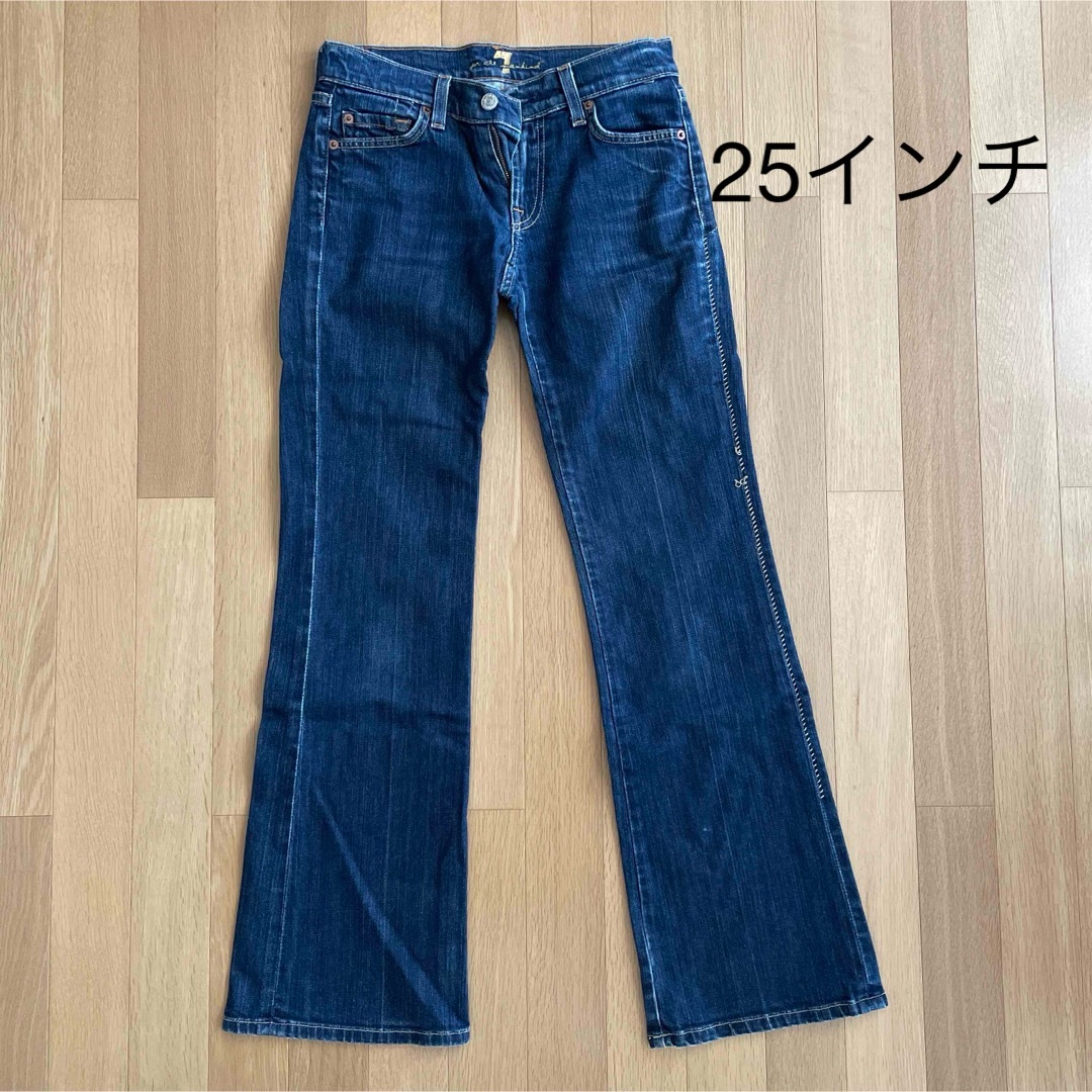 7 for all mankind(セブンフォーオールマンカインド)のジーンズ　ブーツカット　25インチ レディースのパンツ(デニム/ジーンズ)の商品写真