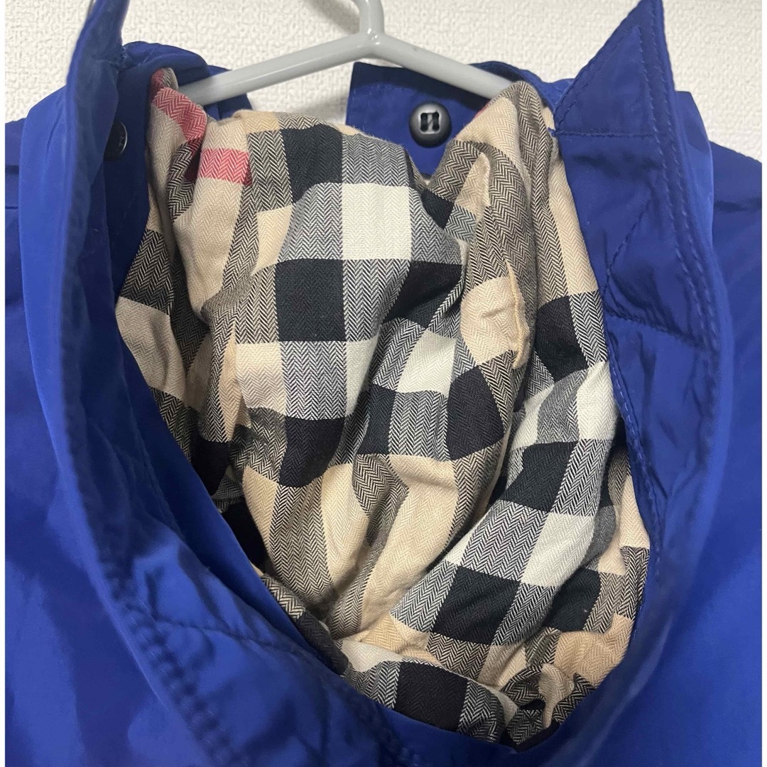 BURBERRY(バーバリー)のバーバリーキッズ　アウター　青　バーバリーチェック　ウィンドブレーカー92 キッズ/ベビー/マタニティのキッズ服男の子用(90cm~)(ジャケット/上着)の商品写真