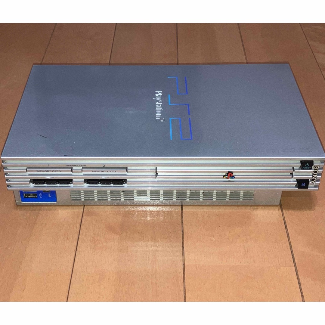 PlayStation2 - PS2 SCPH-30000 本体セット サテンシルバー 良動 PlayStation2 - PS2 SCPH-30000 本体セット サテンシルバー 良動