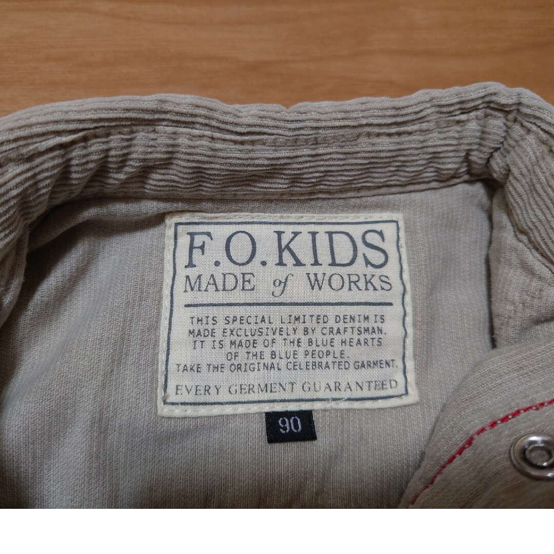 F.O.KIDS(エフオーキッズ)のF.O.kids 男の子　90cm　ジャケット　グレージュ キッズ/ベビー/マタニティのキッズ服男の子用(90cm~)(ジャケット/上着)の商品写真